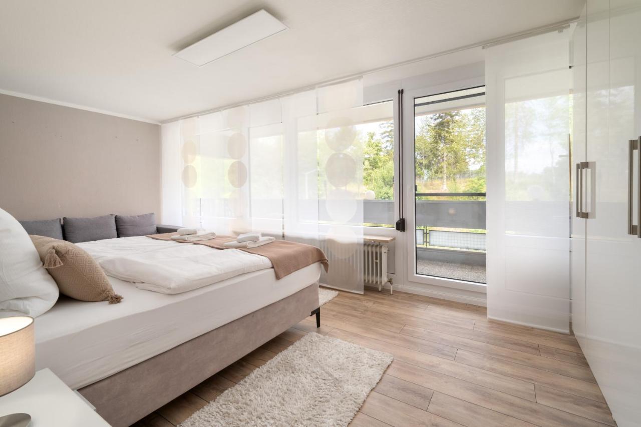 Unique Zentral Gelegene 2 Zimmer Maisonettewohnung Inkl Tiefgaragenplatz 菲林根-施文宁根 外观 照片